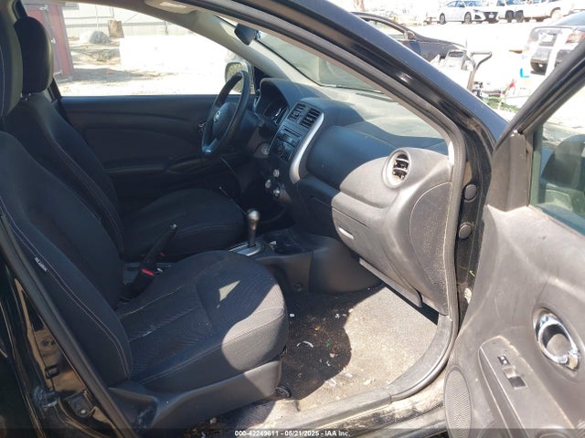 3N1CN7AP8EL826028 Nissan Versa 1.6 Sv
