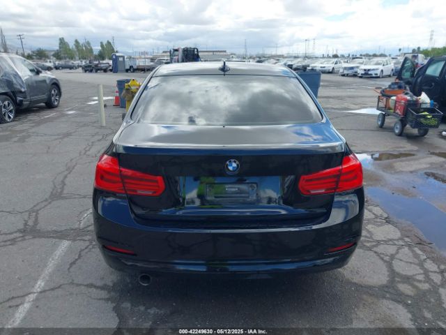 WBA8A9C36HK864042 BMW 320i