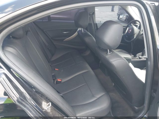 WBA8A9C36HK864042 BMW 320i