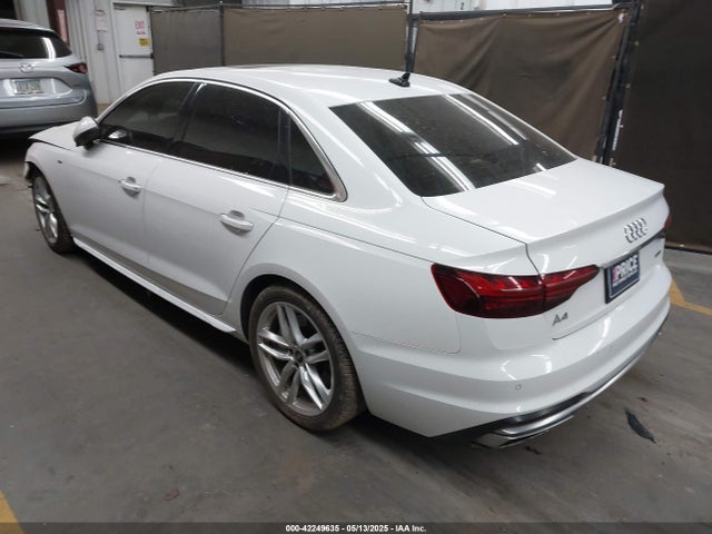 2022 AUDI A4 WAUEAAF48NN013671 Photo 2