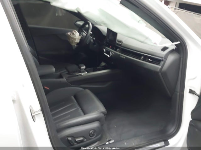 2022 AUDI A4 WAUEAAF48NN013671 Photo 4