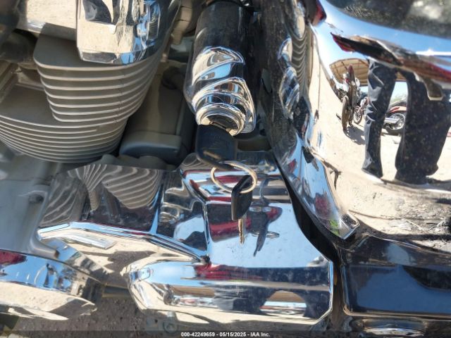 2005 HONDA VT750 JH2RC50135M100296 Photo 10