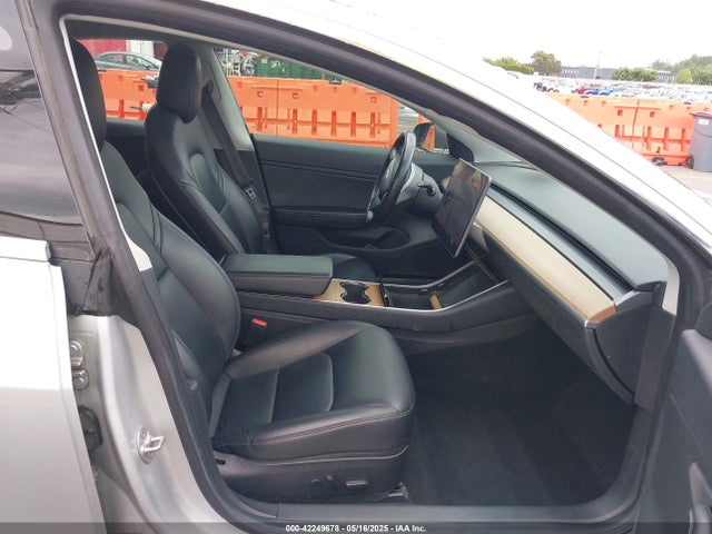 2018 TESLA MODEL 3 5YJ3E1EA6JF039278 Photo 4