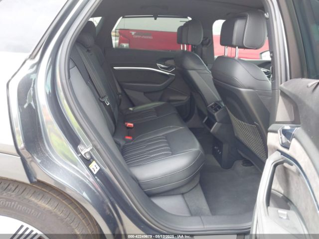 WA1VAAGE2KB008399 Audi E-Tron