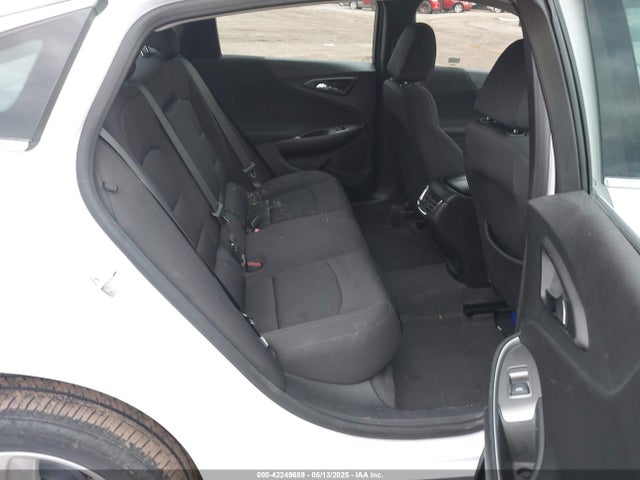 1G1ZD5ST1RF121543 Chevrolet Malibu Fwd 1lt