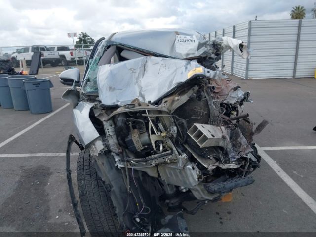 5TDZARFH3FS012462 Toyota Highlander Le