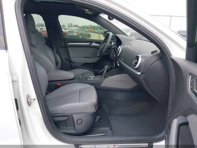 2018 AUDI S3 WAUB1GFF9J1060863 Photo 4
