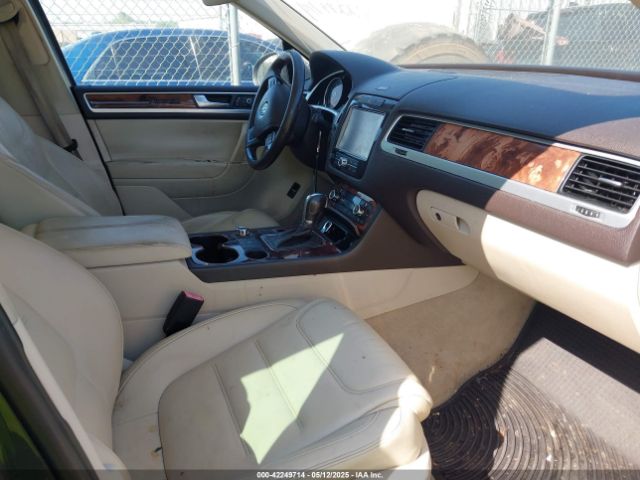 2012 VOLKSWAGEN TOUAREG WVGFF9BP3CD003376 Photo 4