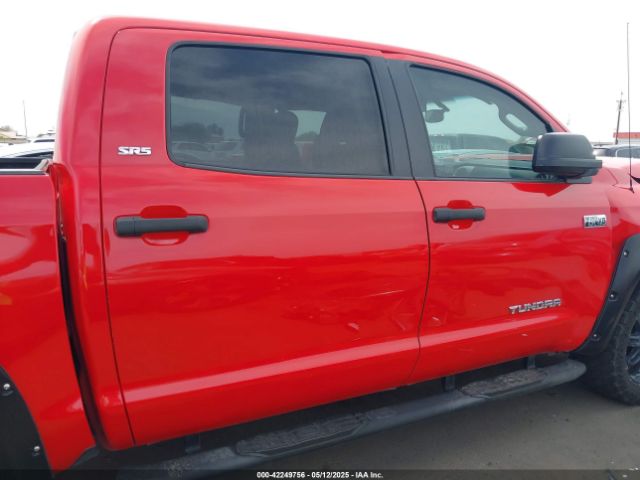 5TFDW5F14EX347519 Toyota Tundra Sr5 5.7l V8