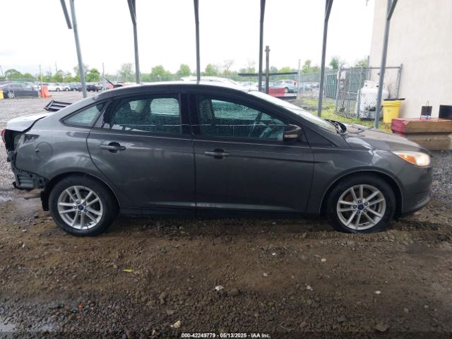 1FADP3F20HL296869 Ford FOCUS SE