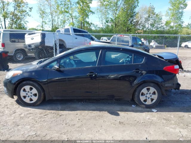 KNAFX4A6XF5391389 KIA FORTE LX