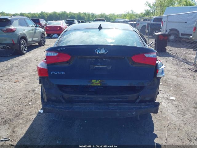 KNAFX4A6XF5391389 KIA FORTE LX