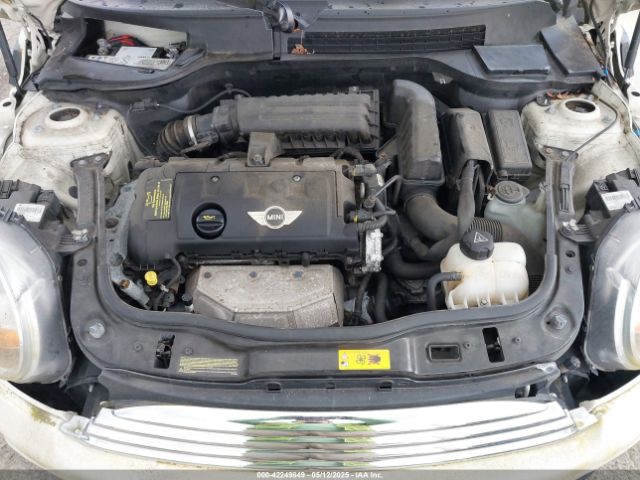 2014 MINI CLUBMAN WMWZF3C59ET492934 Photo 9