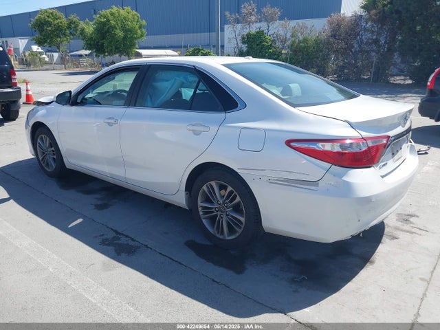 4T1BF1FK8HU310290 Toyota CAMRY SE