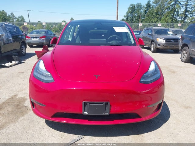 7SAYGDEE5NF365697 Tesla 2022