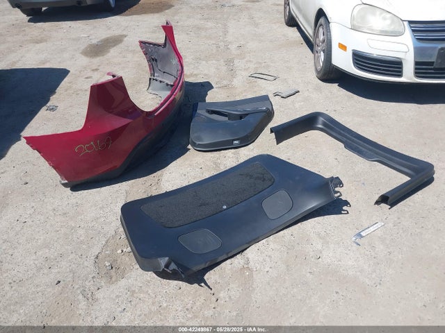 7SAYGDEE5NF365697 Tesla 2022