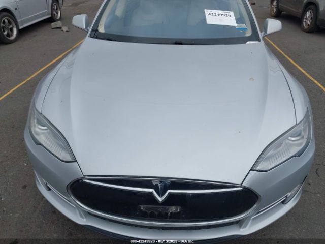 2013 TESLA MODEL S 5YJSA1CNXDFP05754 Photo 9