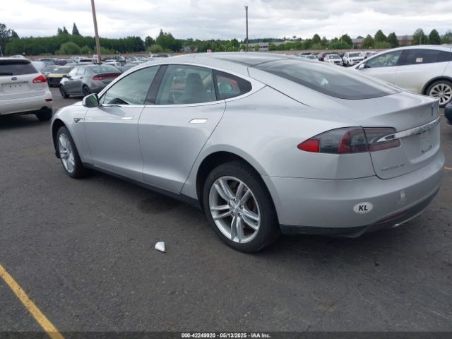 2013 TESLA MODEL S 5YJSA1CNXDFP05754 Photo 2