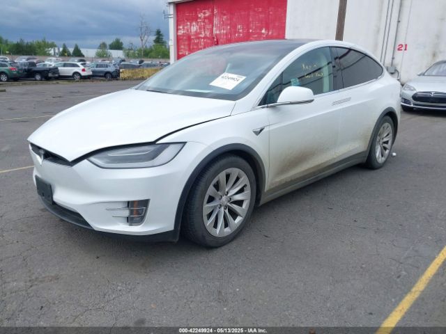 5YJXCDE26HF034495 Tesla MODEL X
