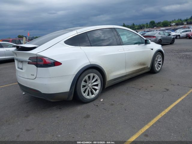 5YJXCDE26HF034495 Tesla MODEL X