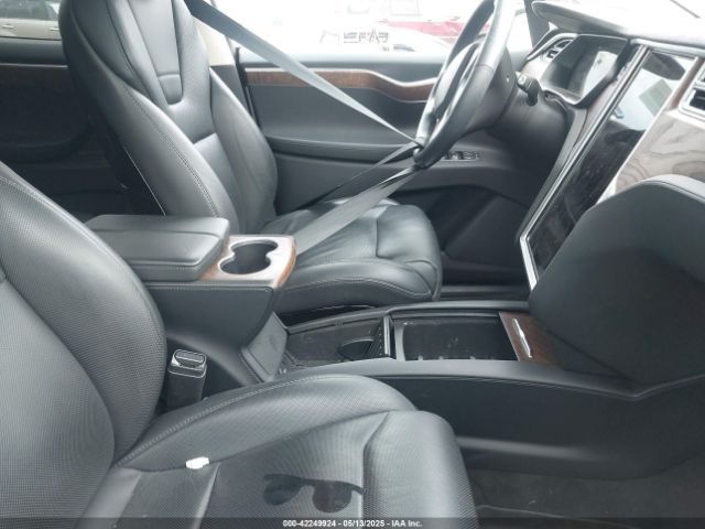 5YJXCDE26HF034495 Tesla MODEL X
