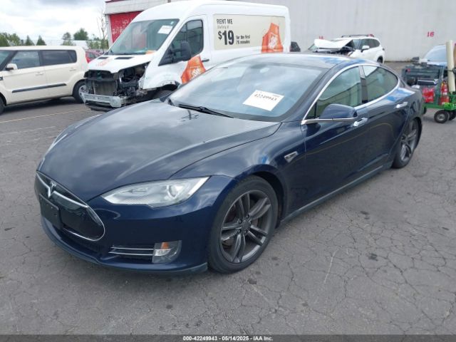 2013 TESLA MODEL S 5YJSA1CN1DFP05559 Photo 1