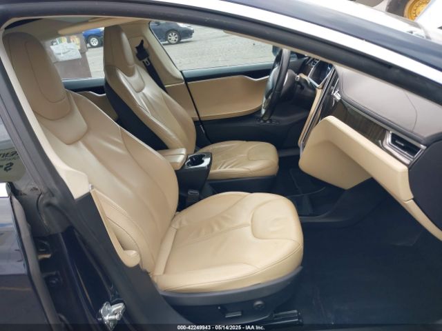 2013 TESLA MODEL S 5YJSA1CN1DFP05559 Photo 4