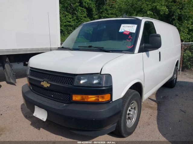 1GCWGAFP4M1163055 Chevrolet Express Cargo Rwd 2500 Regular Wheelbase Wt