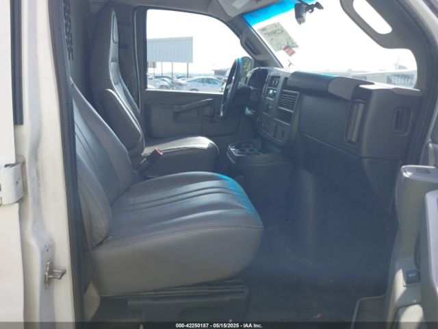 1GCWGAFP4M1163055 Chevrolet Express Cargo Rwd 2500 Regular Wheelbase Wt