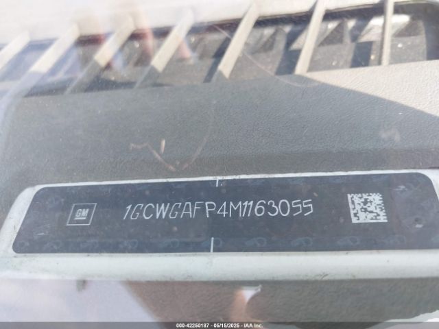 1GCWGAFP4M1163055 Chevrolet Express Cargo Rwd 2500 Regular Wheelbase Wt