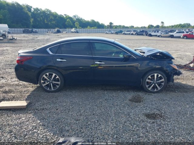 1N4AL3AP6HC483132 Nissan Altima 2.5 Sr
