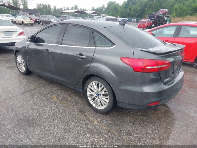 Ford Focus Titanium 2015 1FADP3J26FL382398 Image 3
