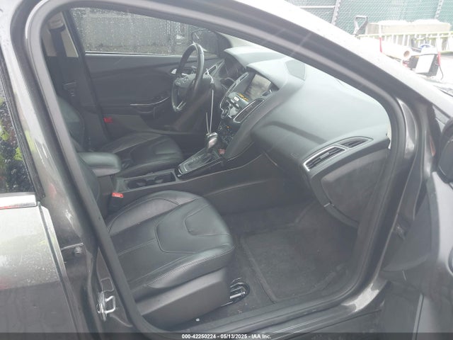 Ford Focus Titanium 2015 1FADP3J26FL382398 Image 5
