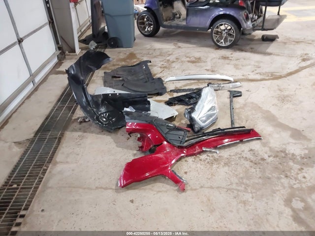 1FMCU9J91HUA33382 Ford 2017