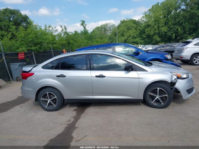 1FADP3E28HL328775 Ford FOCUS S