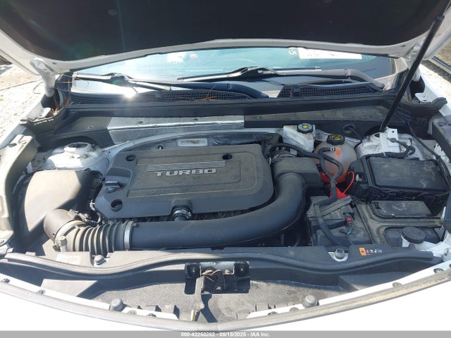 2019 CADILLAC XT4 1GYFZER40KF163373 Photo 9