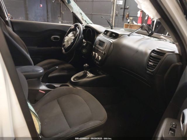 KNDJN2A24G7821430 KIA Soul