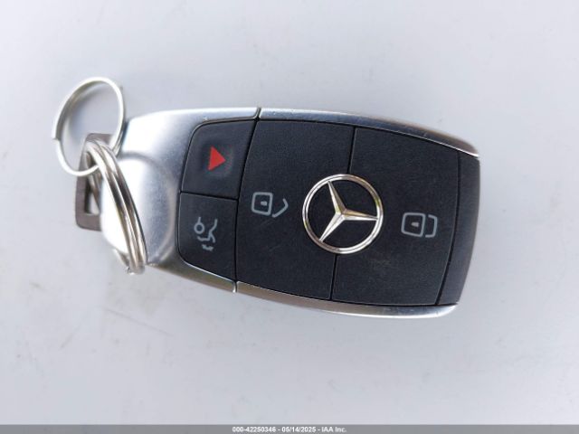 2022 MERCEDES-BENZ GLB 250 W1N4M4HB2NW172952 Photo 10