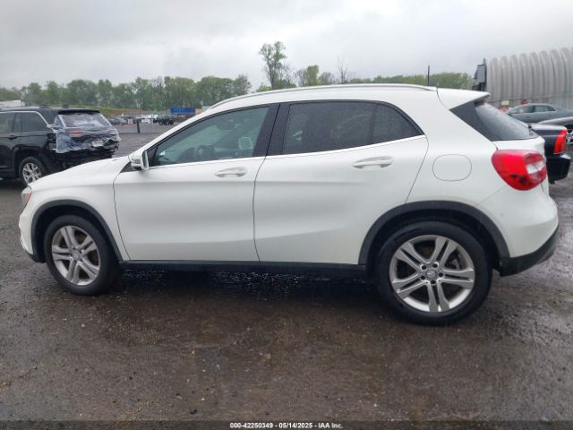 WDCTG4EB4HJ350354 Mercedes-Benz GLA 250