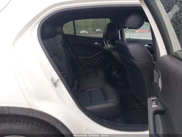 WDCTG4EB4HJ350354 Mercedes-Benz GLA 250