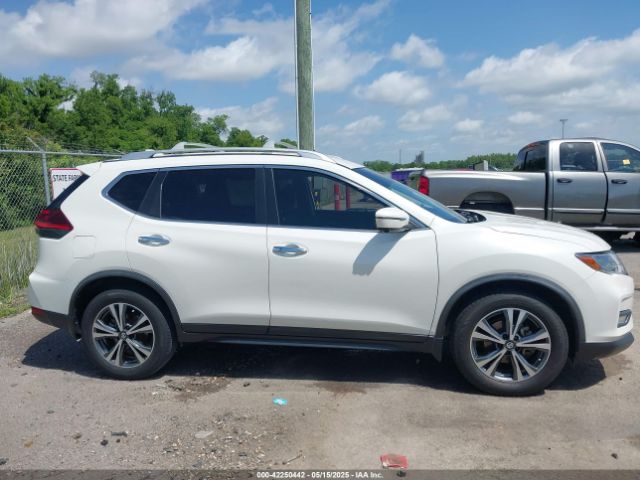 JN8AT2MT6KW256210 Nissan ROGUE SV