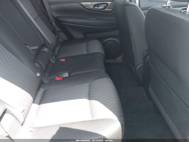 JN8AT2MT6KW256210 Nissan ROGUE SV