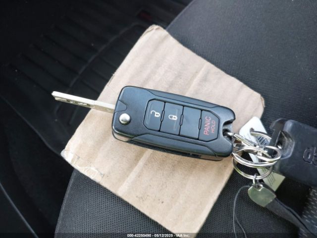 ZACCJABT7FPC20455 Jeep Renegade Latitude