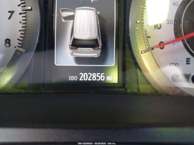 5TDXK3DC7FS631929 Toyota Sienna Se Premium 8 Passenger