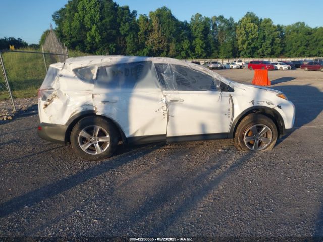 JTMWFREV8FD080201 Toyota Rav4 Xle