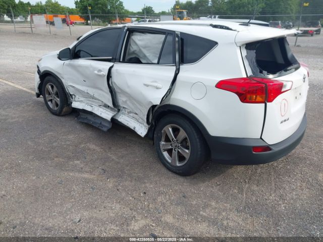 JTMWFREV8FD080201 Toyota Rav4 Xle