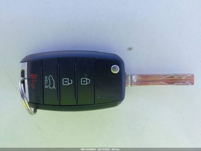 KNDJN2A25J7597950 KIA Soul