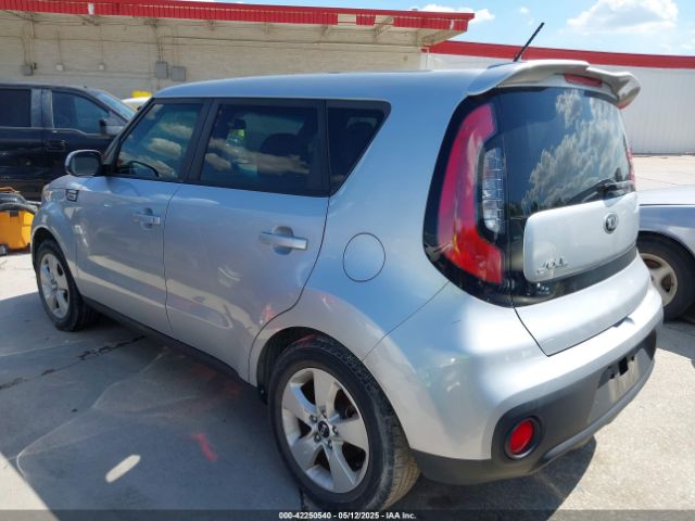 KNDJN2A25J7597950 KIA Soul