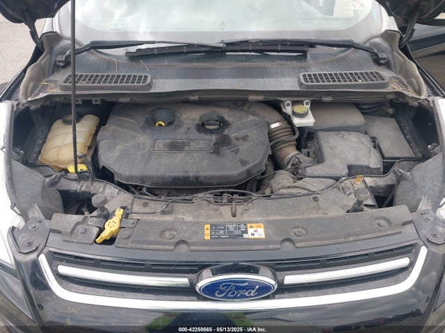 1FMCU0J93GUB04219 Ford Escape Titanium