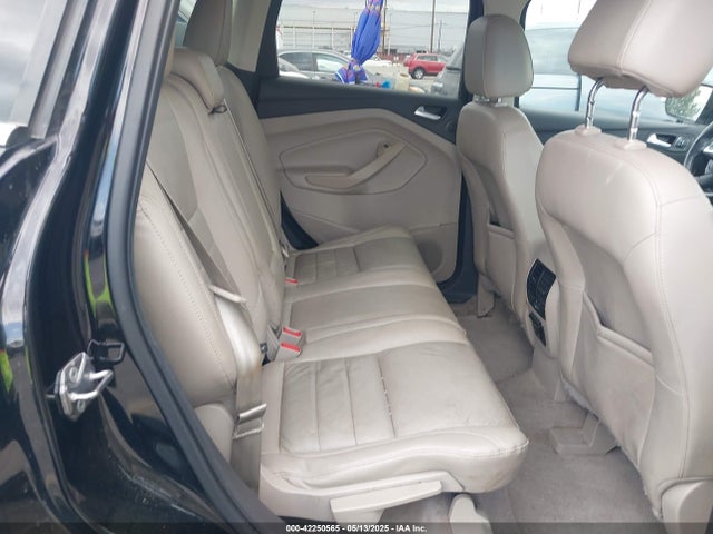 1FMCU0J93GUB04219 Ford Escape Titanium